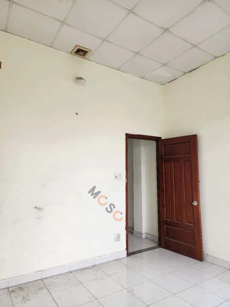 Cho thuê nhà hẻm Lê Trọng Tấn Bình Tân, TP.HCM – 3 phòng ngủ, giá 10 triệu — Hình 2