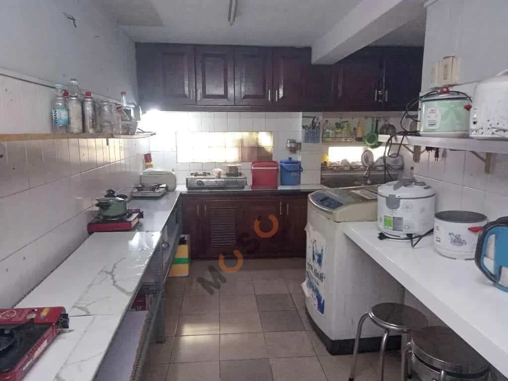 Cho thuê phòng trọ Nguyễn Tất Thành Quận 4, TP.HCM – 39 phòng ngủ, giá 1.2 triệu