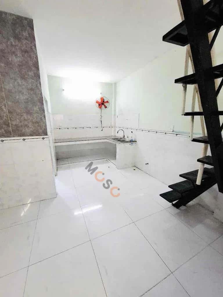 Cho thuê nhà hẻm Thủ Đức, TP. Thủ Đức – 2 phòng ngủ, giá 6 triệu — Hình 3 Cho thuê nhà hẻm Thủ Đức, TP. Thủ Đức – 2 phòng ngủ, giá 6 triệu — Hình 3