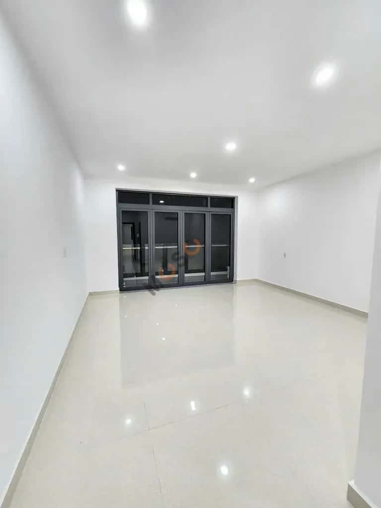 Cho thuê nhà mặt tiền Đường Tân Kỳ Tân Quý Quận Tân Phú, TP.HCM – 6 phòng ngủ, giá 23 triệu — Hình 3