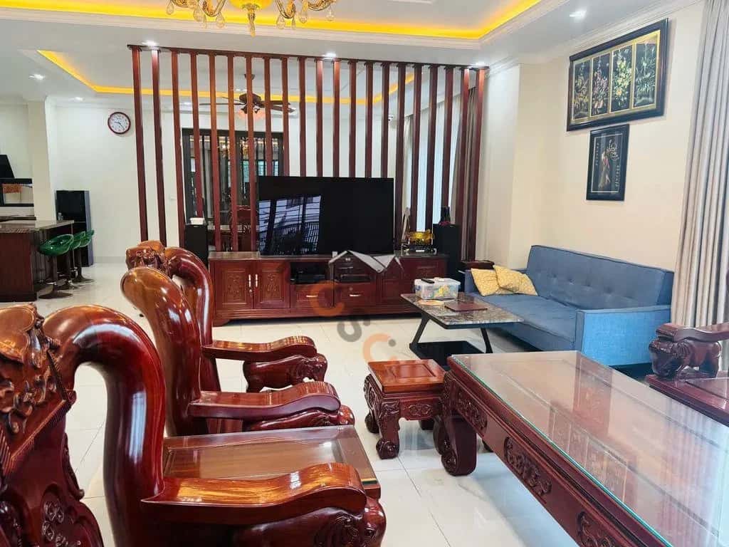 Cho thuê nhà hẻm Nha Trang, Khánh Hòa – 4 phòng ngủ, giá 35 triệu — Hình 2 Cho thuê nhà hẻm Nha Trang, Khánh Hòa – 4 phòng ngủ, giá 35 triệu — Hình 2
