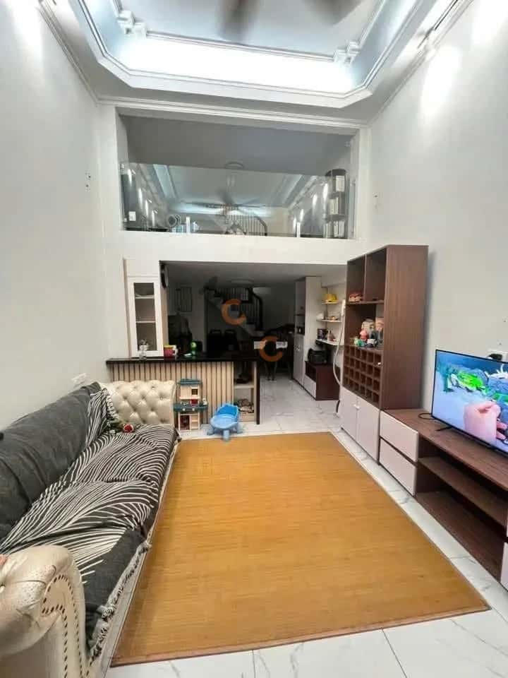 Cho thuê nhà hẻm Lãng Yên Hai Bà Trưng, Hà Nội – 4 phòng ngủ, giá 15 triệu Cho thuê nhà hẻm Lãng Yên Hai Bà Trưng, Hà Nội – 4 phòng ngủ, giá 15 triệu