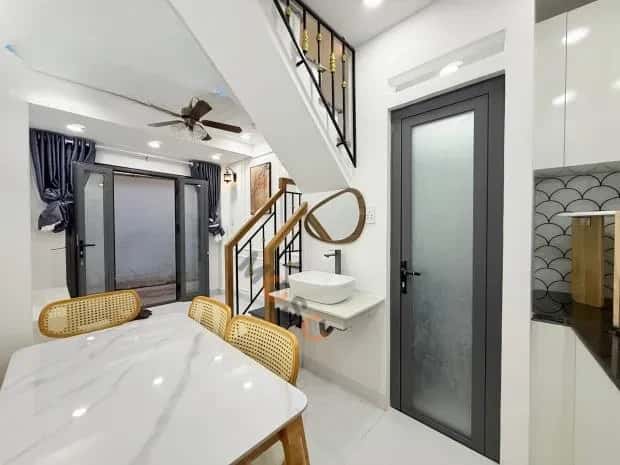 Cho thuê nhà hẻm Đường Số 9 Gò Vấp, TP.HCM – 2 phòng ngủ, giá 2.8 tỷ — Hình 3 Cho thuê nhà hẻm Đường Số 9 Gò Vấp, TP.HCM – 2 phòng ngủ, giá 2.8 tỷ — Hình 3