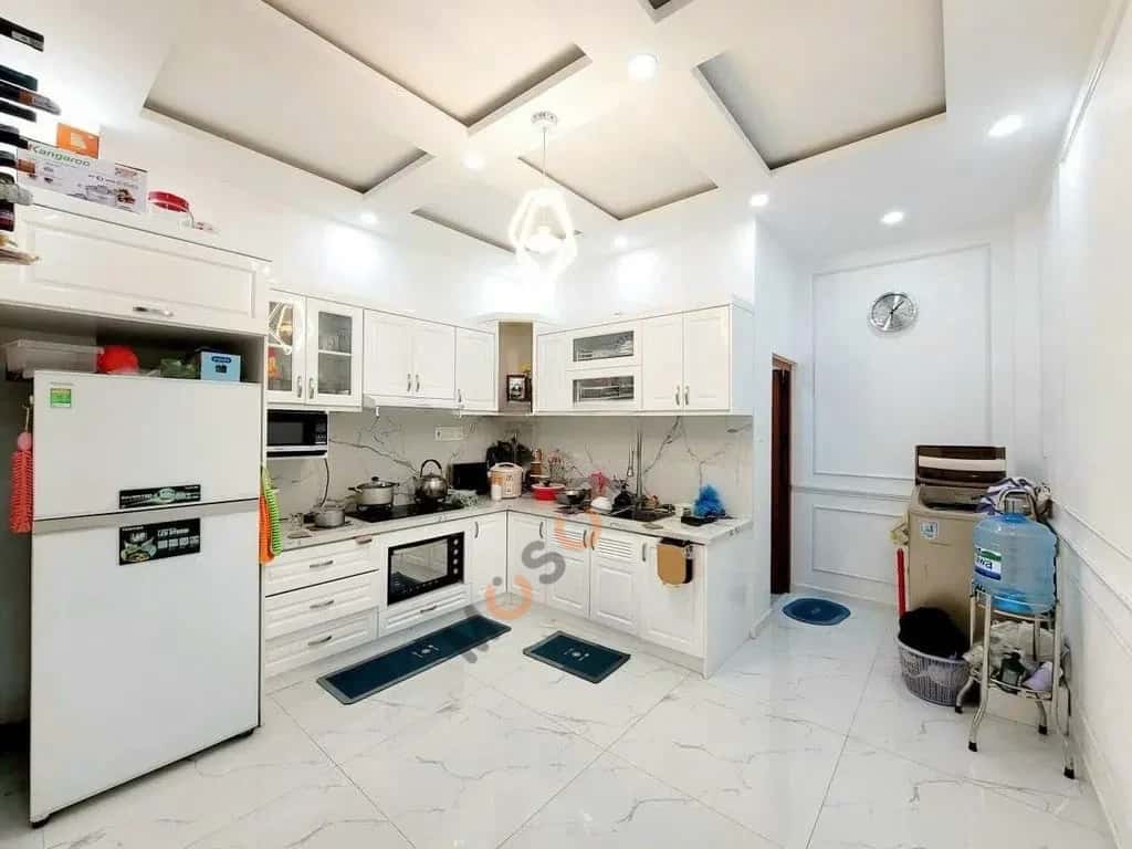 Cho thuê nhà hẻm Nguyễn Minh Hoàng Quận Tân Bình, TP.HCM – 5 phòng ngủ, giá 20 triệu — Hình 3