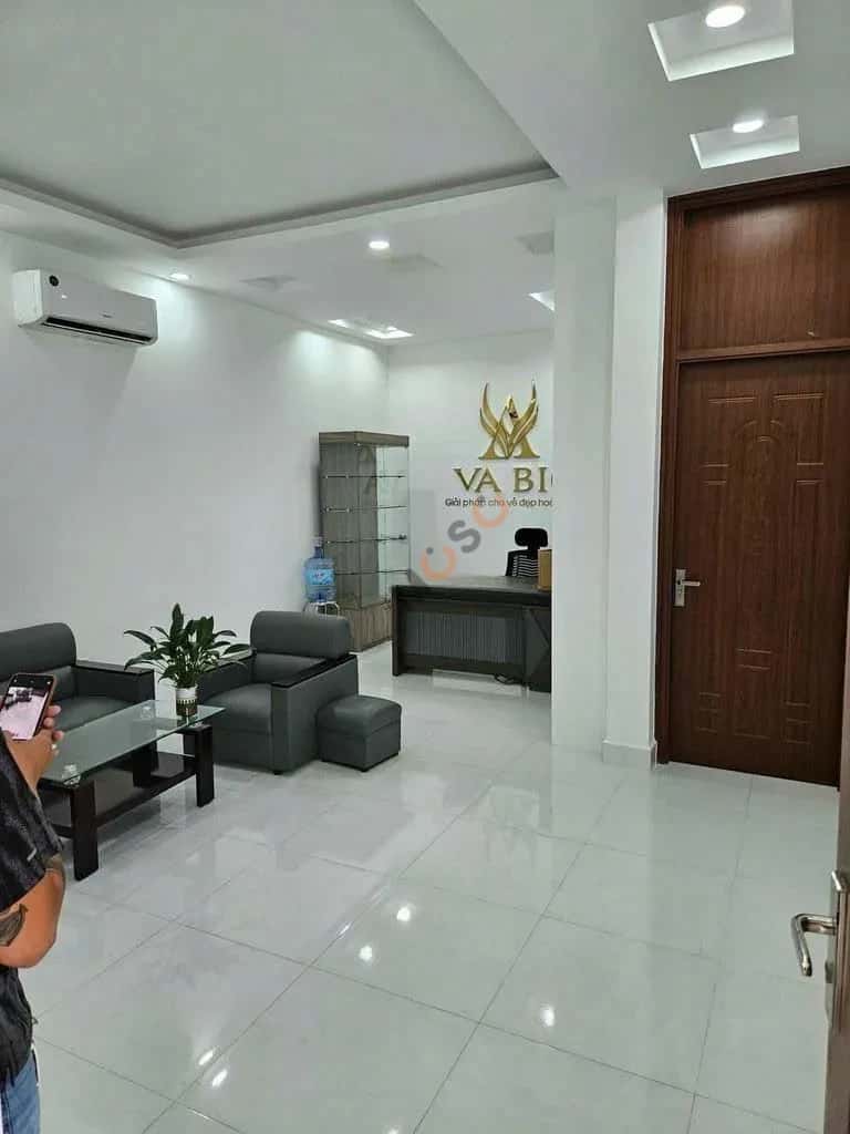Cho thuê nhà mặt tiền Tân Canh Quận Tân Bình, TP.HCM – 6 phòng ngủ, giá 40 triệu — Hình 2 Cho thuê nhà mặt tiền Tân Canh Quận Tân Bình, TP.HCM – 6 phòng ngủ, giá 40 triệu — Hình 2