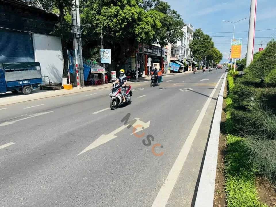 Bán nhà mặt tiền đường 23 Tháng 10 Thành phố Nha Trang, Khánh Hòa – 1 phòng ngủ, giá 25 tỷ — Hình 3