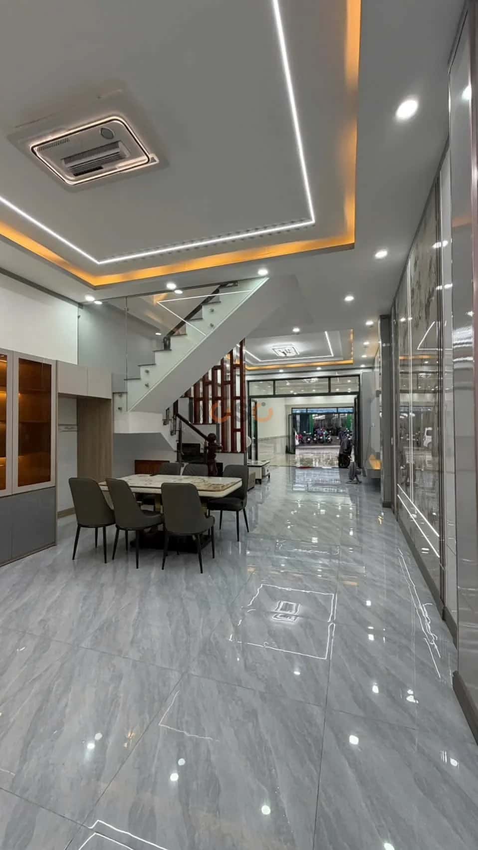 Bán nhà mặt tiền Liên Huyện Thành phố Dĩ An, Bình Dương – 3 phòng ngủ, giá 8 tỷ — Hình 3