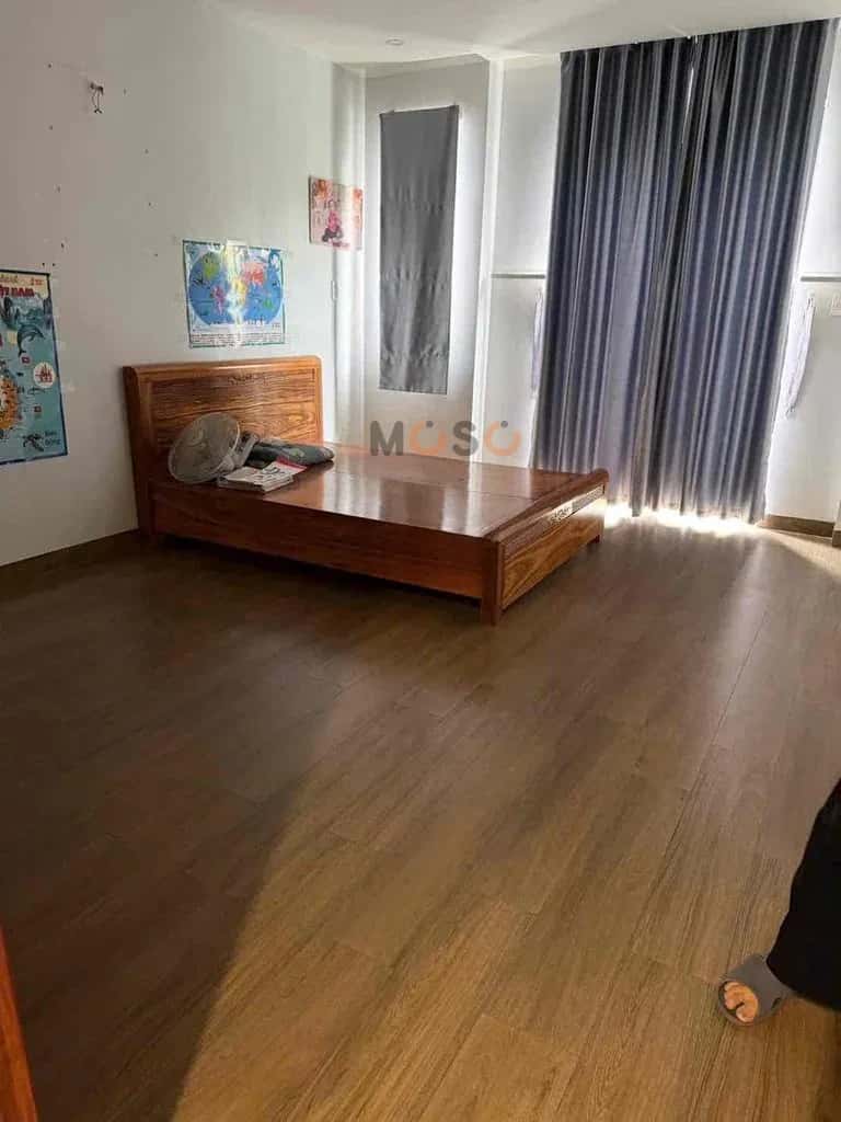 Cho thuê nhà mặt tiền Võ Chí Công Quận 9 cũ, TP. Thủ Đức – 4 phòng ngủ, giá 30 triệu — Hình 2