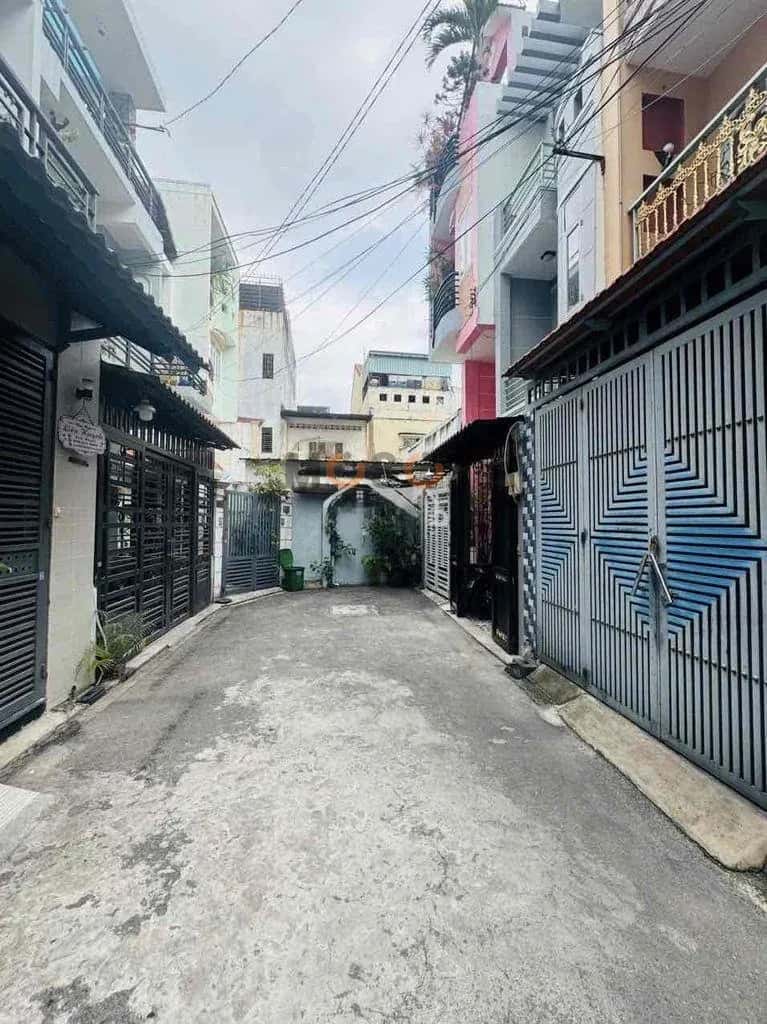 Cho thuê nhà hẻm Nguyễn Hồng Đào Tân Bình, TP.HCM – 3 phòng ngủ, giá 13 triệu — Hình 2 Cho thuê nhà hẻm Nguyễn Hồng Đào Tân Bình, TP.HCM – 3 phòng ngủ, giá 13 triệu — Hình 2