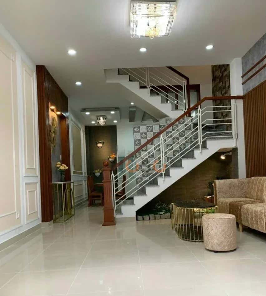 Cho thuê nhà mặt tiền Lý Thường Kiệt Quận 10, TP.HCM – 4 phòng ngủ, giá 22 triệu — Hình 2