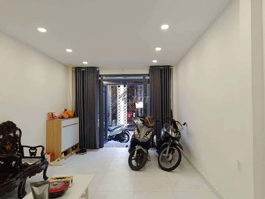 Cho thuê nhà hẻm Đường số 4 Quận 7, TP.HCM – 3 phòng ngủ, giá 13 triệu — Hình 2 Cho thuê nhà hẻm Đường số 4 Quận 7, TP.HCM – 3 phòng ngủ, giá 13 triệu — Hình 2