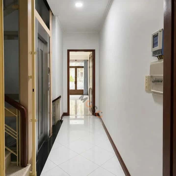 Cho thuê nhà hẻm Võ Văn Tần Quận 3, TP.HCM – 4 phòng ngủ, giá 70 triệu — Hình 2