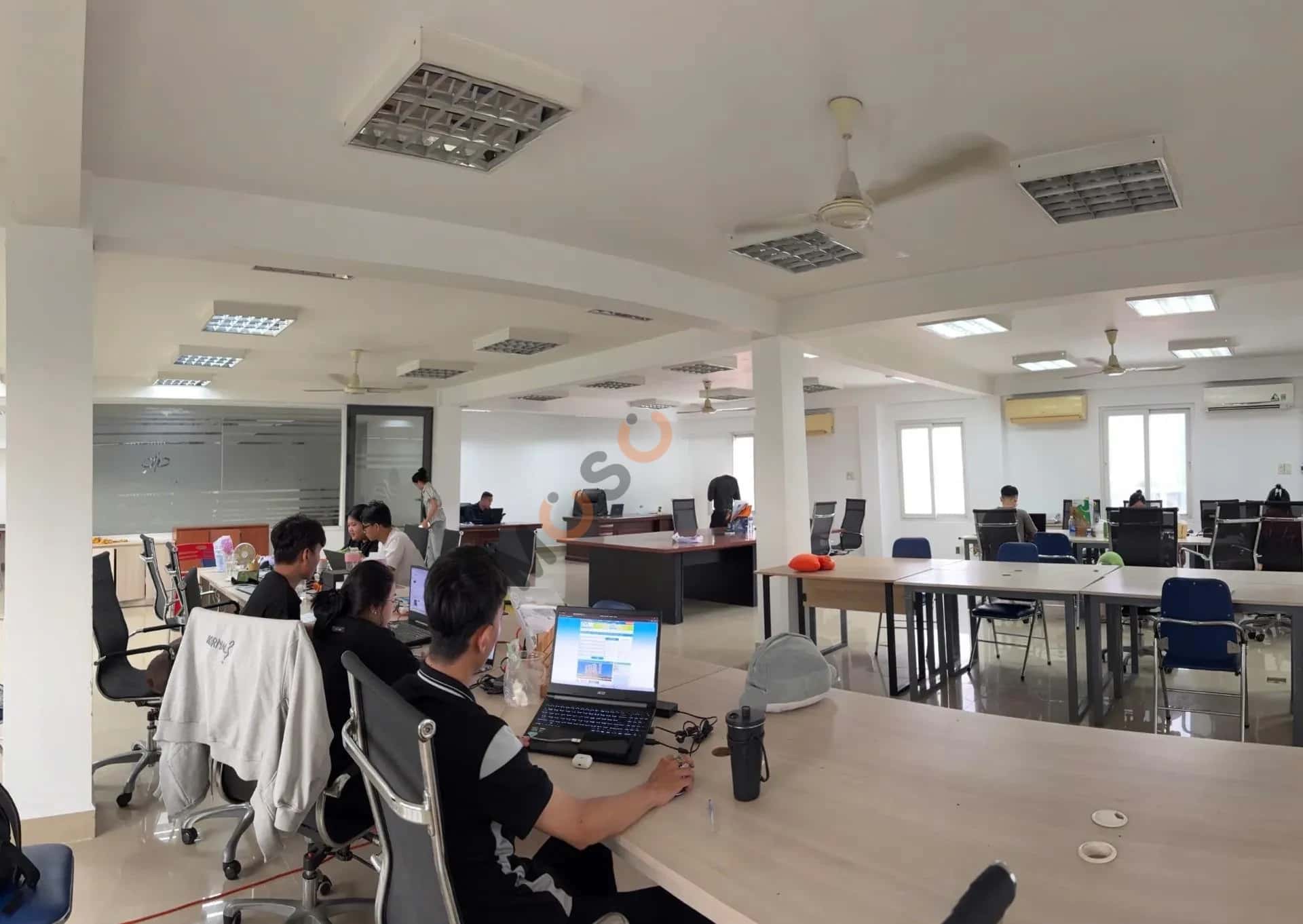 Cho thuê văn phòng Trường Sơn Quận Tân Bình, TP.HCM – giá 55 triệu — Hình 3 Cho thuê văn phòng Trường Sơn Quận Tân Bình, TP.HCM – giá 55 triệu — Hình 3