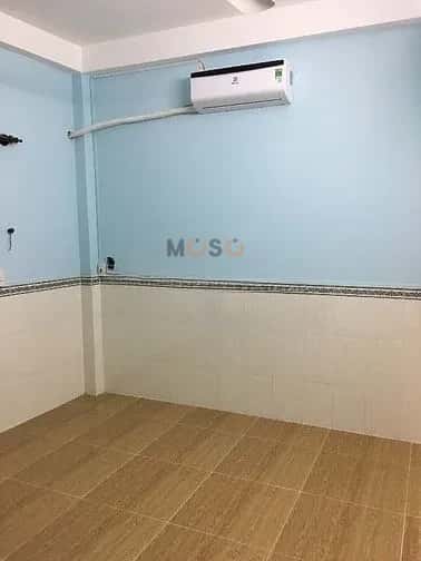 Cho thuê phòng trọ Đường Sư Vạn Hạnh Quận 10, TP.HCM – 1 phòng ngủ, giá 4.5 triệu — Hình 2