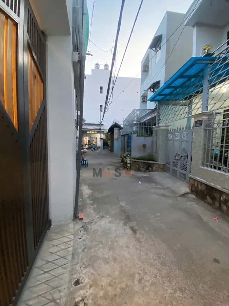 Cho thuê nhà hẻm Xuân Quỳnh Quận 9 cũ, TP.HCM – 3 phòng ngủ, giá 13 triệu — Hình 2