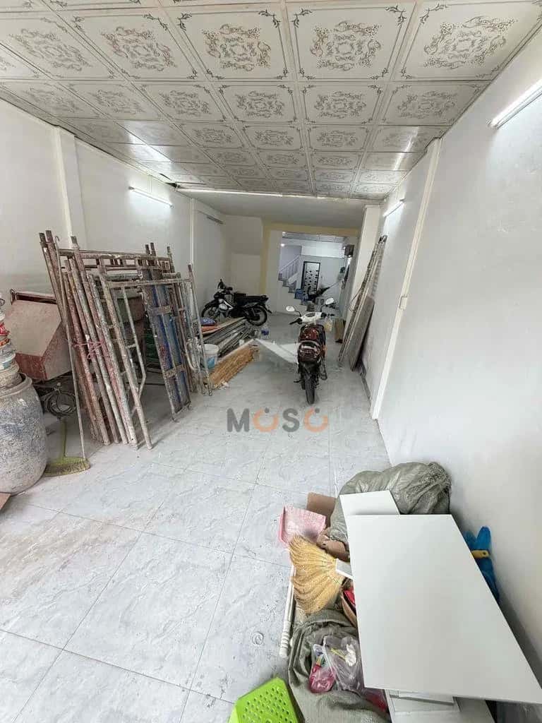 Cho thuê nhà mặt tiền Nguyễn Chí Thanh Quận 10, TP.HCM – 10 phòng ngủ, giá 60 triệu