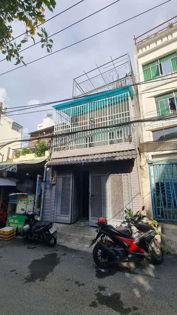 Cho thuê nhà hẻm Dương Quảng Hàm Gò Vấp, TP.HCM – 4 phòng ngủ, giá 19 triệu