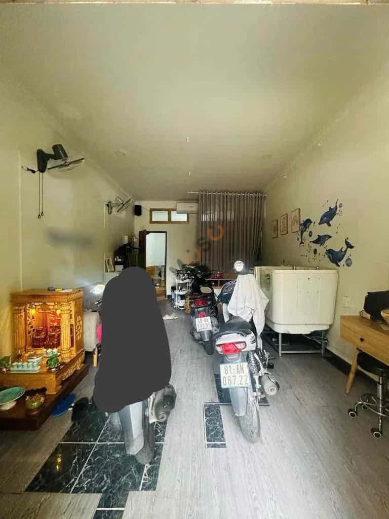 Cho thuê nhà mặt tiền Đường Số 11 Quận 9 cũ, TP.HCM – 2 phòng ngủ, giá 10.5 triệu