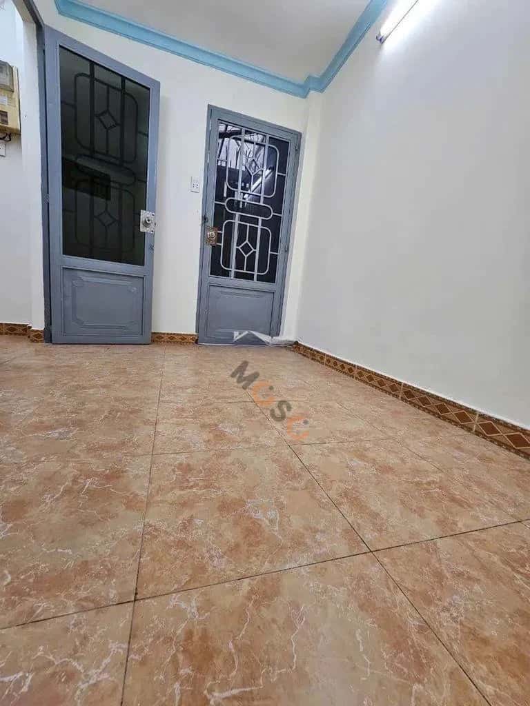 Cho thuê nhà hẻm Ðường Ðiện Biên Phủ Quận 3, TP.HCM – 3 phòng ngủ, giá 9 triệu — Hình 2