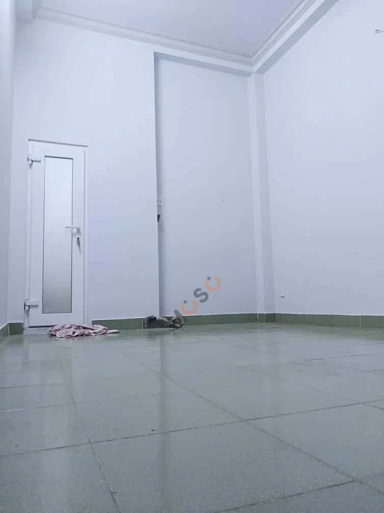 Cho thuê phòng trọ Đường Trần Bình Trọng Quận 5, TP.HCM – 1 phòng ngủ, giá 1.5 triệu