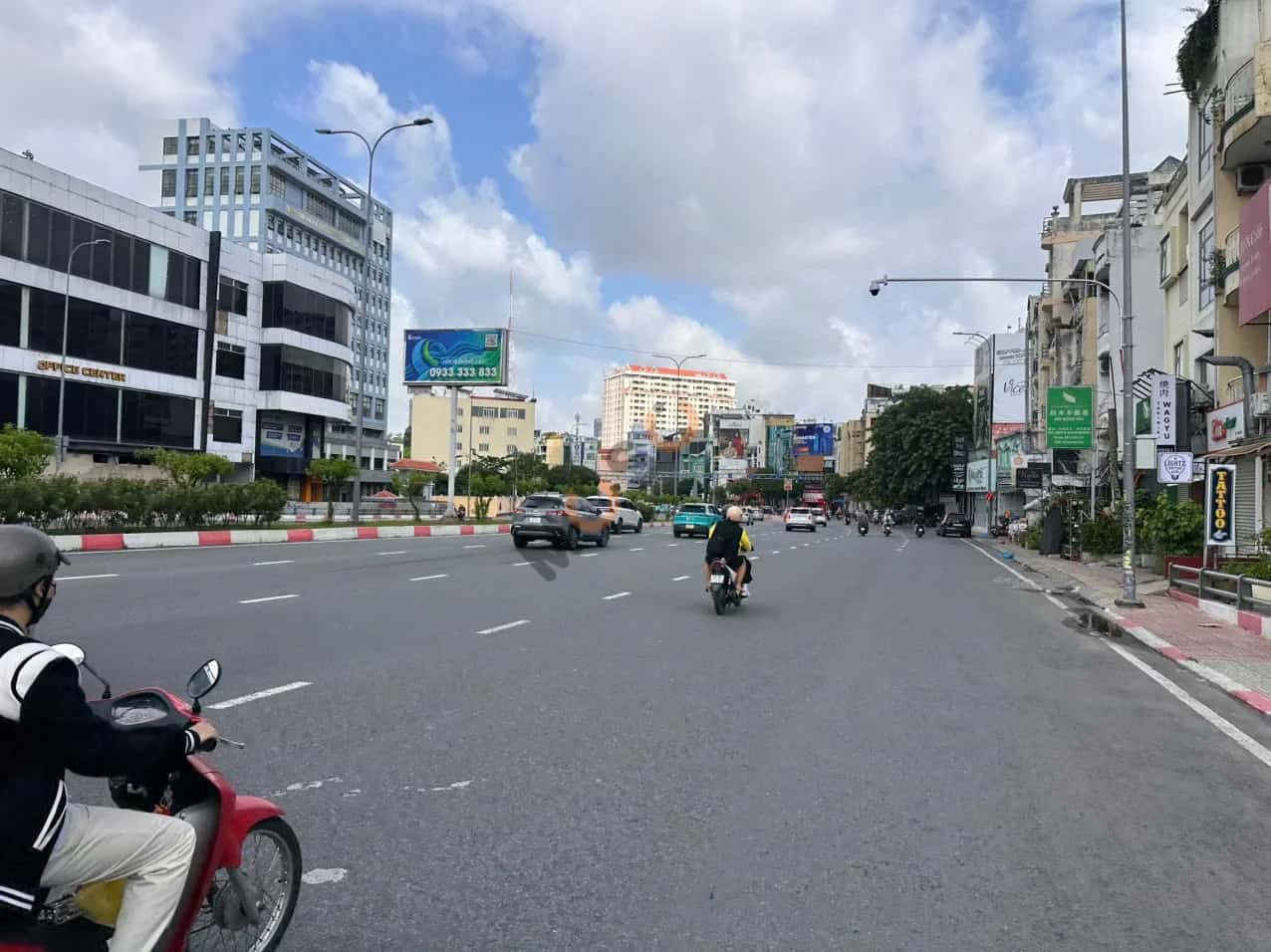 Bán nhà mặt tiền Nguyễn Hữu Cảnh Quận Bình Thạnh, TP.HCM – 1 phòng ngủ, giá 15.9 tỷ — Hình 3