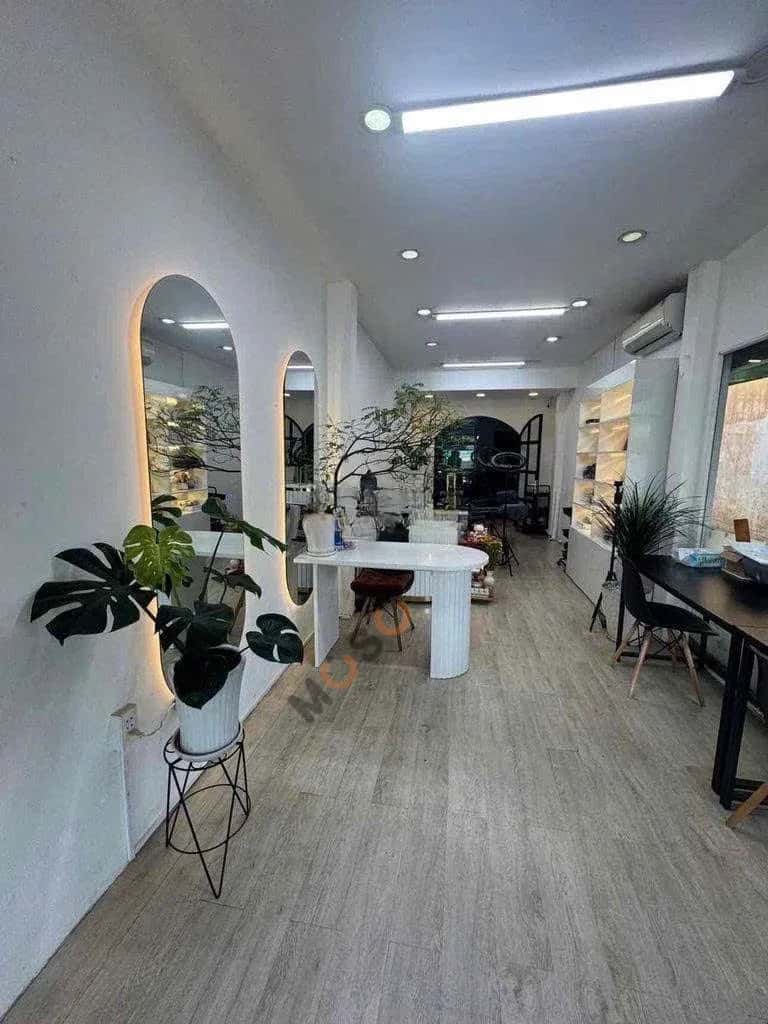 Cho thuê nhà mặt tiền Lạc Long Quân Tân Bình, TP.HCM – giá 15 triệu — Hình 3