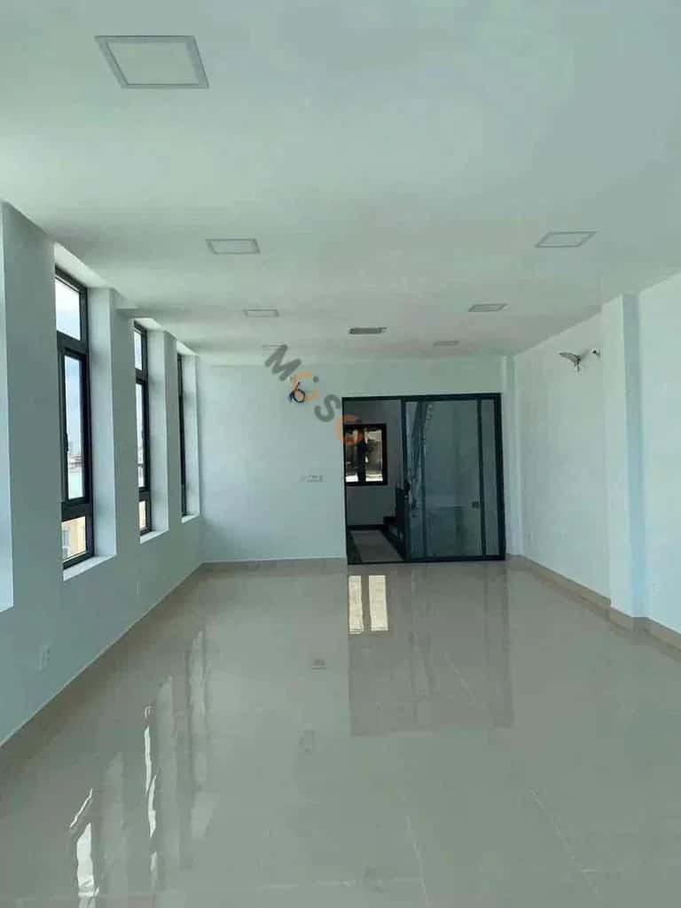 Cho thuê nhà mặt tiền Đường Nguyễn Văn Lượng Gò Vấp, TP.HCM – 6 phòng ngủ, giá 68 triệu — Hình 2