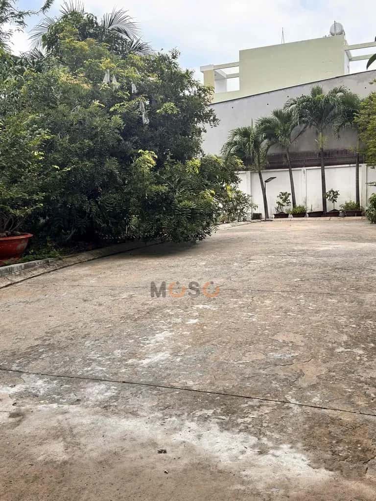 Cho thuê nhà hẻm Đông Bắc Quận 12, TP.HCM – 8 phòng ngủ, giá 90 triệu — Hình 3