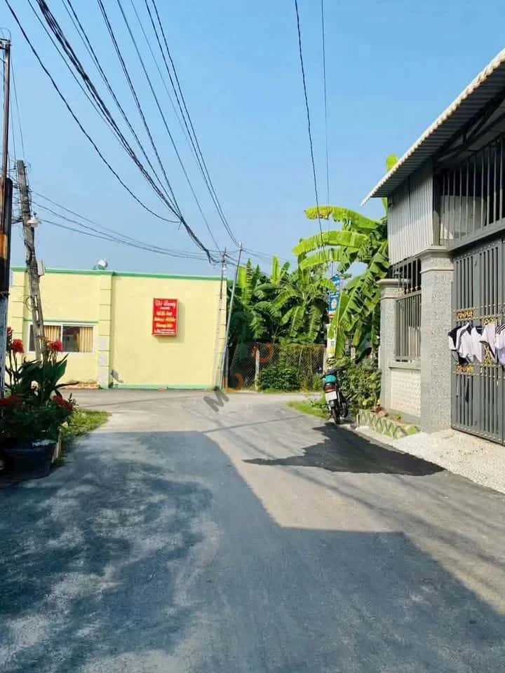 Bán nhà hẻm Nguyễn Chí Thanh Thành phố Thủ Dầu Một, Bình Dương – 2 phòng ngủ, giá 2 tỷ — Hình 3