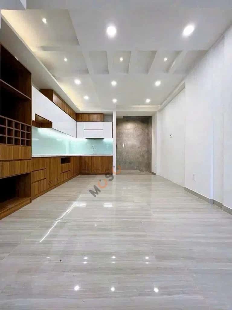Cho thuê nhà mặt tiền Đường Đồng Nai Quận 10, TP.HCM – 6 phòng ngủ, giá 27 triệu — Hình 3
