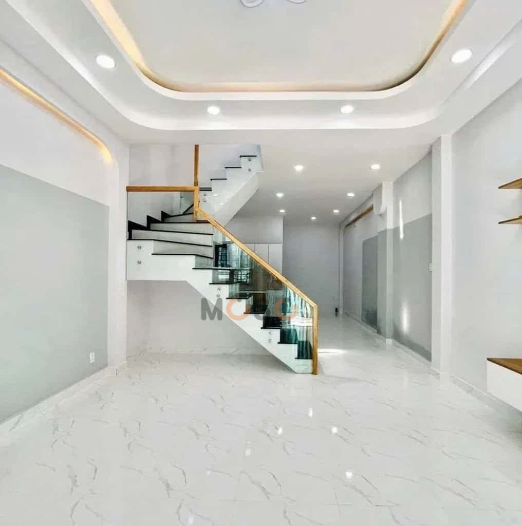 Cho thuê nhà hẻm Đường Ung Văn Khiêm Quận Bình Thạnh, TP.HCM – 4 phòng ngủ, giá 20 triệu — Hình 2
