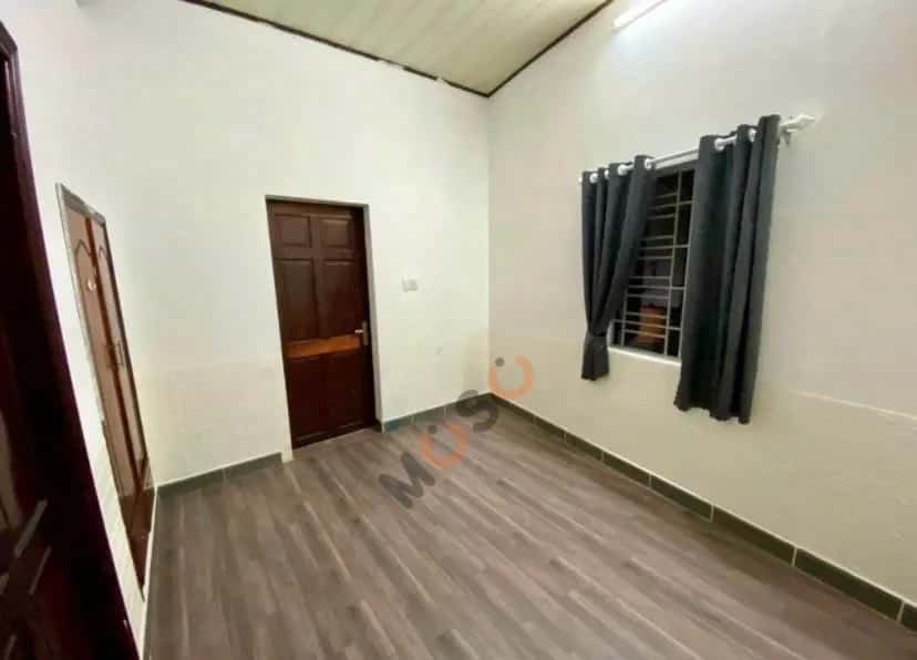 Cho thuê nhà mặt tiền Linh Trung Thủ Đức, TP.HCM – 3 phòng ngủ, giá 15 triệu — Hình 2