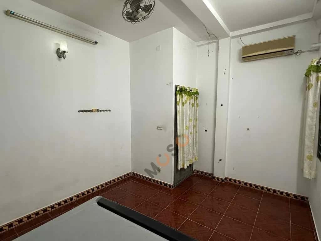 Cho thuê phòng trọ Tô Hiến Thành Quận 10, TP.HCM – 1 phòng ngủ, giá 2.5 triệu