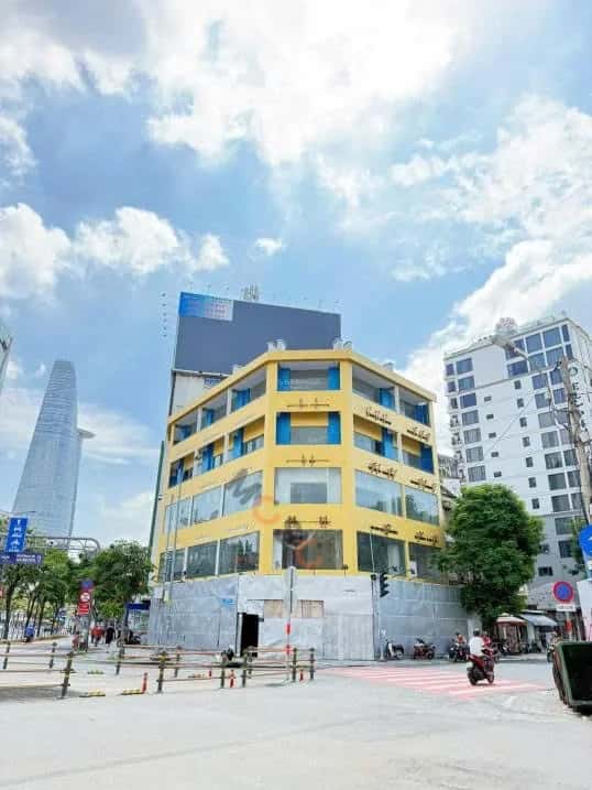 Cho thuê nhà mặt tiền Hàm nghi Quận 1, TP.HCM – 1 phòng ngủ, giá 2.1 tỷ — Hình 3 Cho thuê nhà mặt tiền Hàm nghi Quận 1, TP.HCM – 1 phòng ngủ, giá 2.1 tỷ — Hình 3