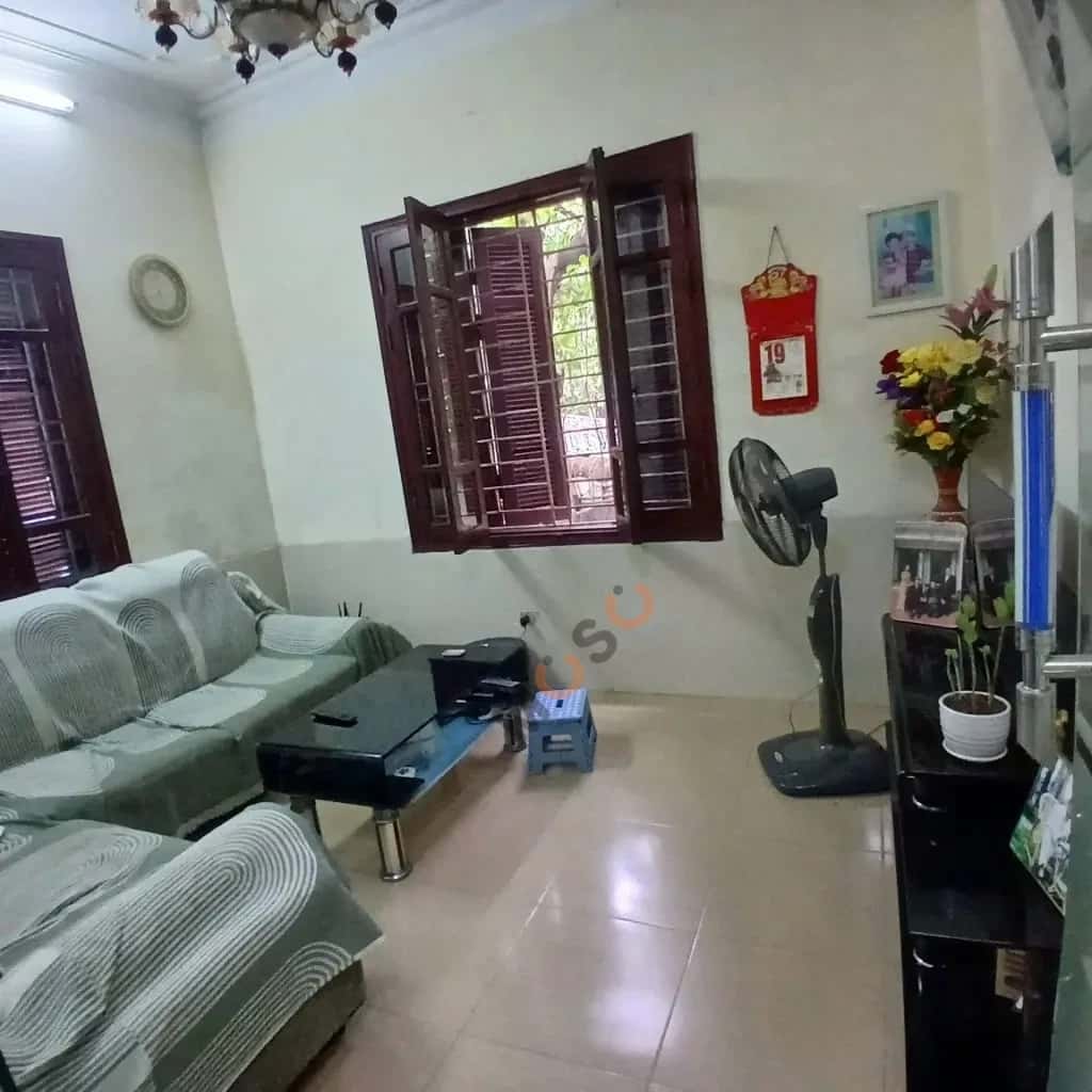 Cho thuê nhà hẻm Nguyễn Văn Huyên Quận Cầu Giấy, Hà Nội – 5 phòng ngủ, giá 17 triệu — Hình 2