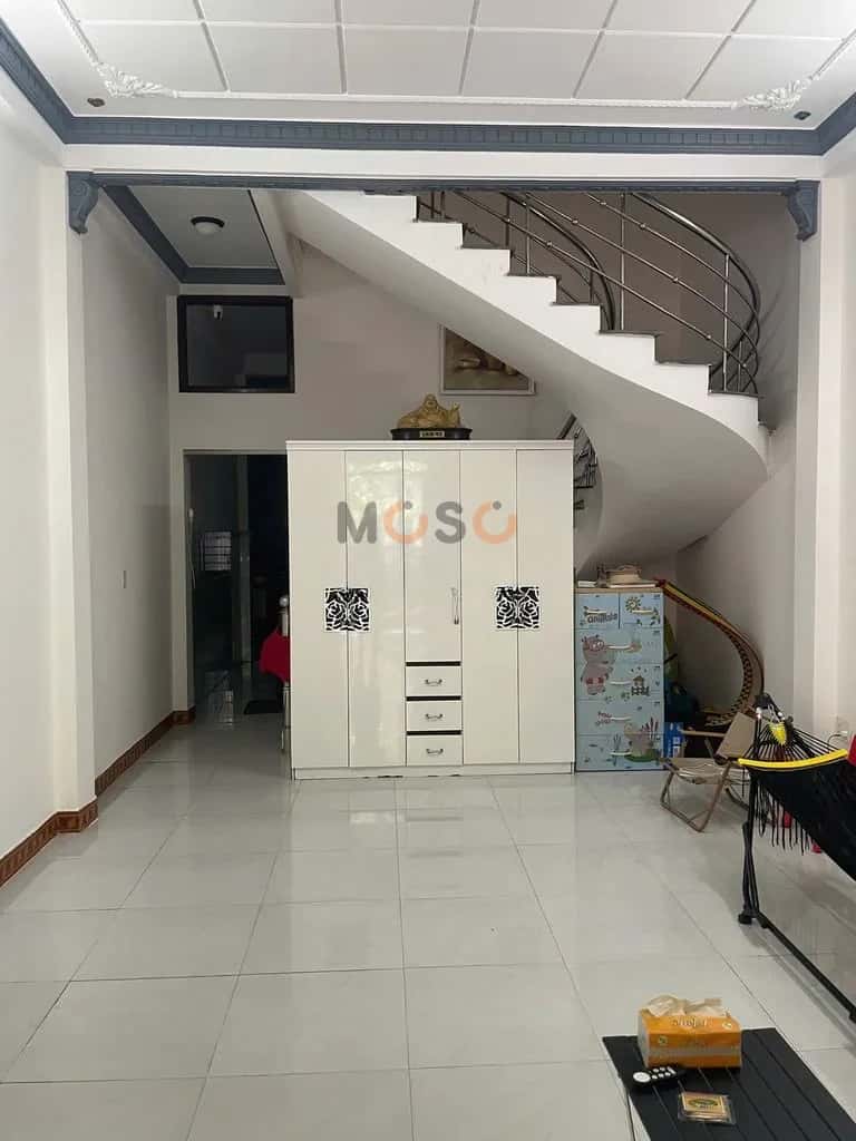 Cho thuê nhà mặt tiền Hoa Khanh, Da Nang – 3 phòng ngủ, giá 8 triệu