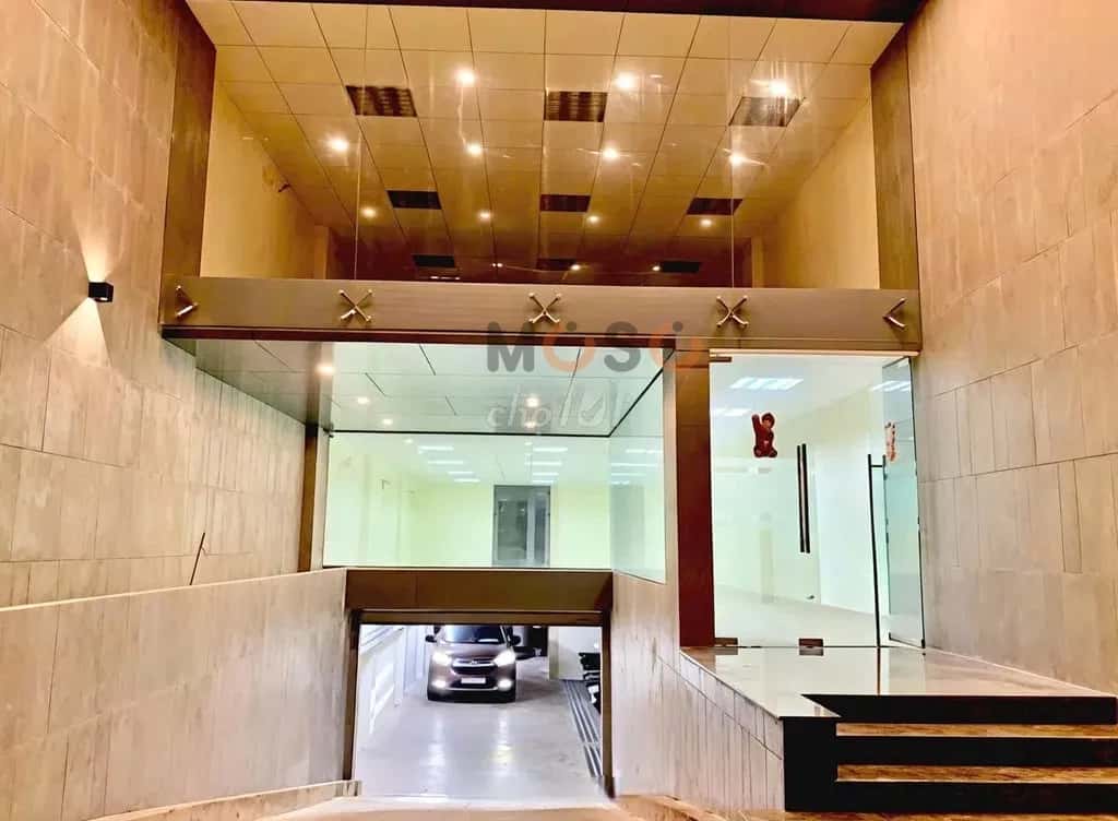 Cho thuê nhà mặt tiền Lê Quang Định Quận Bình Thạnh, TP.HCM – 4 phòng ngủ, giá 33 triệu — Hình 2
