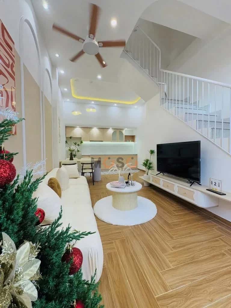 Cho thuê nhà hẻm Đường Nguyễn Văn Linh Hải Châu, Đà Nẵng – 3 phòng ngủ, giá 11 triệu Cho thuê nhà hẻm Đường Nguyễn Văn Linh Hải Châu, Đà Nẵng – 3 phòng ngủ, giá 11 triệu