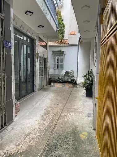 Cho thuê nhà hẻm Đường Thủ Khoa Huân Quận Tân Bình, TP.HCM – 2 phòng ngủ, giá 10.5 triệu — Hình 3 Cho thuê nhà hẻm Đường Thủ Khoa Huân Quận Tân Bình, TP.HCM – 2 phòng ngủ, giá 10.5 triệu — Hình 3