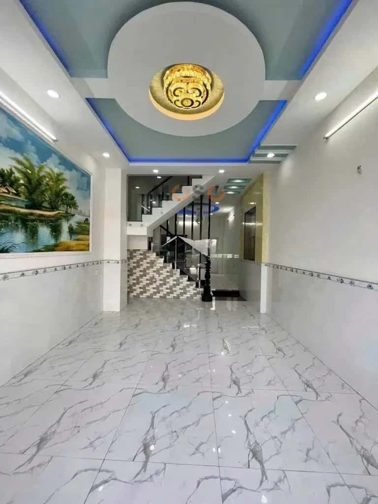 Cho thuê nhà mặt tiền Đường Lạc Long Quân Quận Tân Bình, TP.HCM – 4 phòng ngủ, giá 18 triệu — Hình 2 Cho thuê nhà mặt tiền Đường Lạc Long Quân Quận Tân Bình, TP.HCM – 4 phòng ngủ, giá 18 triệu — Hình 2