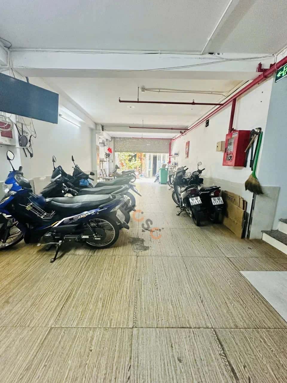 Bán nhà hẻm Nguyễn Ngọc Lộc Quận 10, TP.HCM – 25 phòng ngủ, giá 25.5 tỷ — Hình 3 Bán nhà hẻm Nguyễn Ngọc Lộc Quận 10, TP.HCM – 25 phòng ngủ, giá 25.5 tỷ — Hình 3