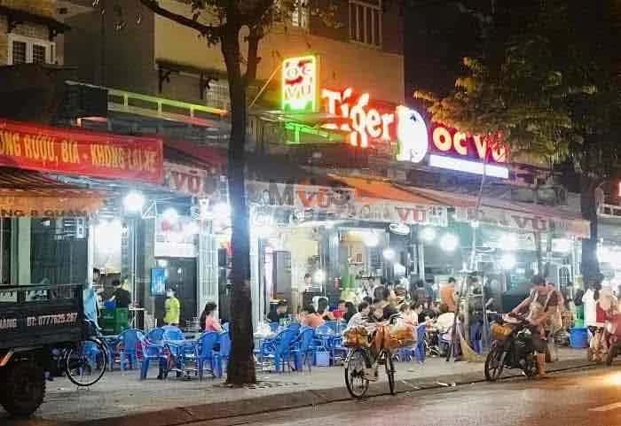 Cho thuê nhà mặt tiền Đường Vĩnh Khánh Quận 4, TP.HCM – giá 12 triệu — Hình 2 Cho thuê nhà mặt tiền Đường Vĩnh Khánh Quận 4, TP.HCM – giá 12 triệu — Hình 2