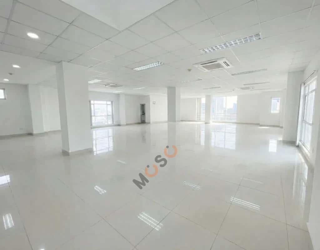 Cho thuê nhà mặt tiền Đường Nguyễn Tri Phương Quận 10, TP.HCM – giá 70 triệu — Hình 2