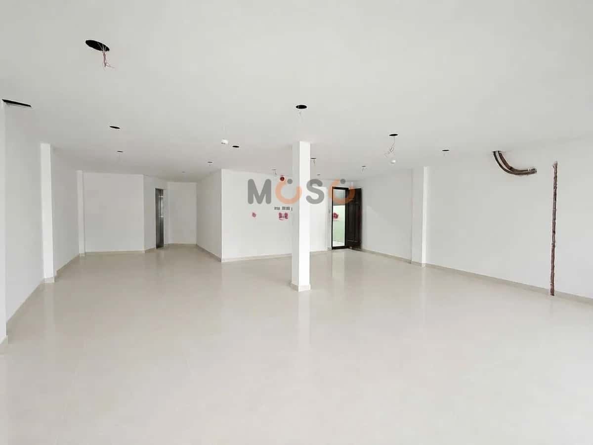 Cho thuê nhà mặt tiền Ngô Gia Tự Quận 10, TP.HCM – giá 120 triệu — Hình 3