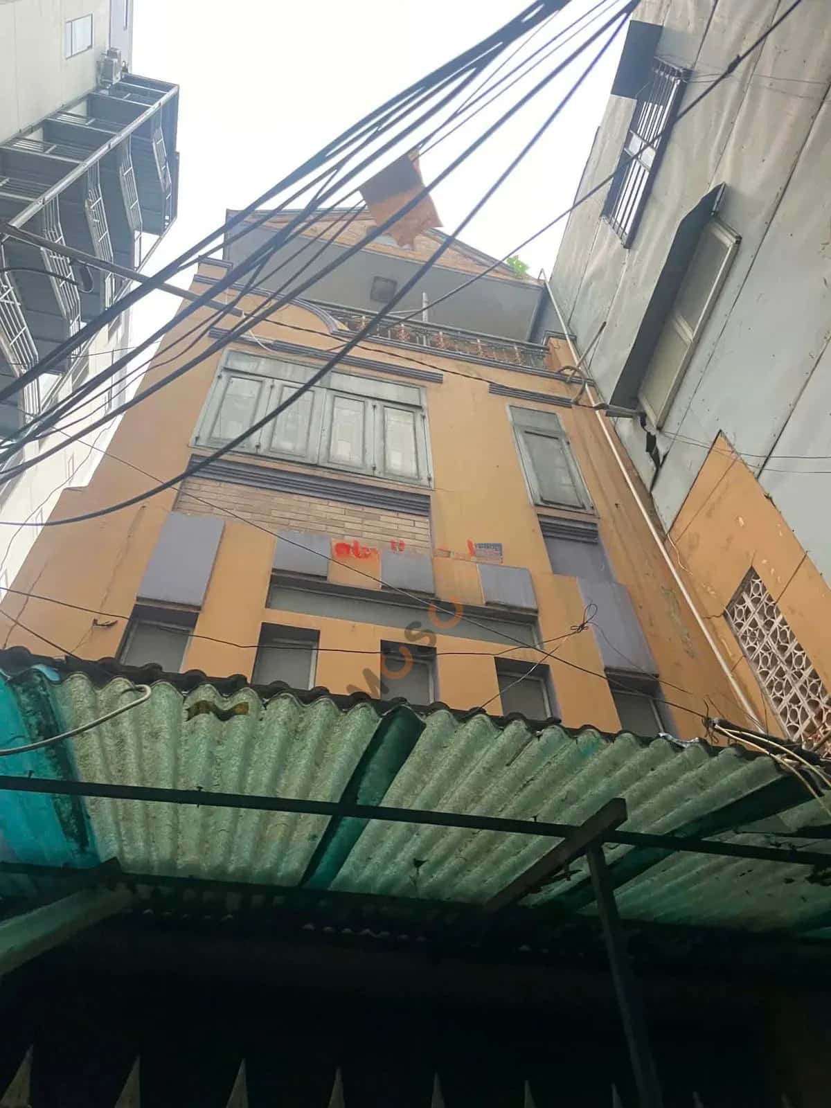 Cho thuê nhà mặt tiền Sư Vạn Hạnh Quận 5, TP.HCM – 5 phòng ngủ, giá 28 triệu