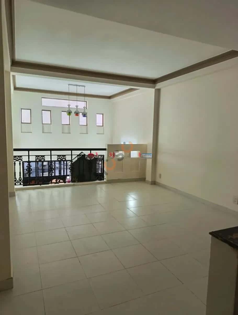 Cho thuê nhà mặt tiền Sư Vạn Hạnh Quận 5, TP.HCM – 5 phòng ngủ, giá 28 triệu — Hình 3