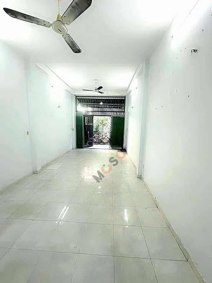 Cho thuê nhà hẻm Đường Số 4 Quận Bình Tân, TP.HCM – 2 phòng ngủ, giá 9 triệu — Hình 2