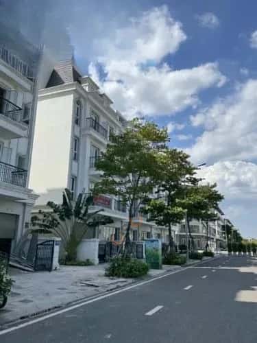 Cho thuê nhà hẻm DX 06 Huyện Gia Lâm, Hà Nội – 3 phòng ngủ, giá 22 triệu