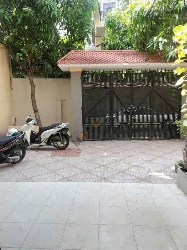 Cho thuê nhà hẻm Đường Nguyễn Trung Trực Quận Bình Thạnh, TP.HCM – 10 phòng ngủ, giá 50 triệu Cho thuê nhà hẻm Đường Nguyễn Trung Trực Quận Bình Thạnh, TP.HCM – 10 phòng ngủ, giá 50 triệu