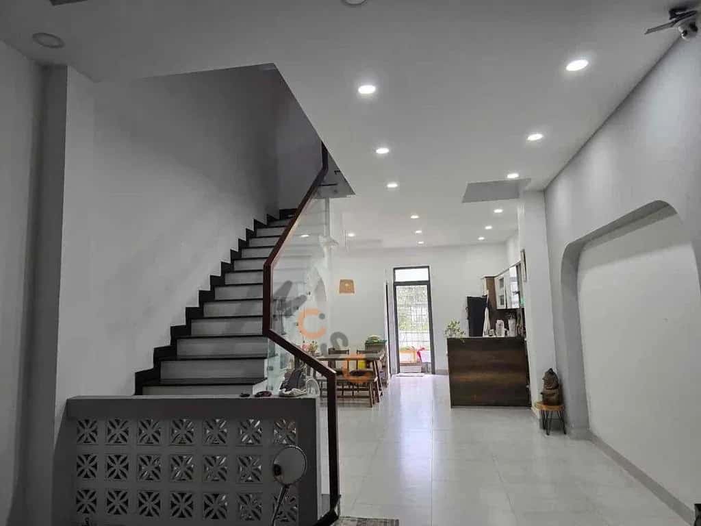 Cho thuê nhà hẻm Đường Nguyễn Duy Trinh Quận 9 cũ, TP.HCM – 4 phòng ngủ, giá 15 triệu — Hình 2